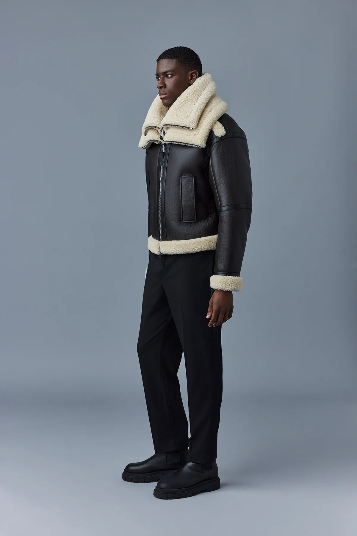 Veste en cuir de mouton avec double col